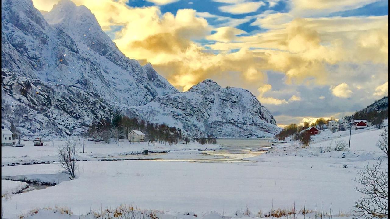 Lofoten Fjord Lodge Saupstad  Kültér fotó
